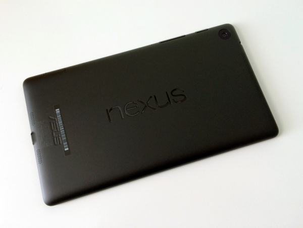 Планшет Google Nexus 8 проскользнул в коде Google